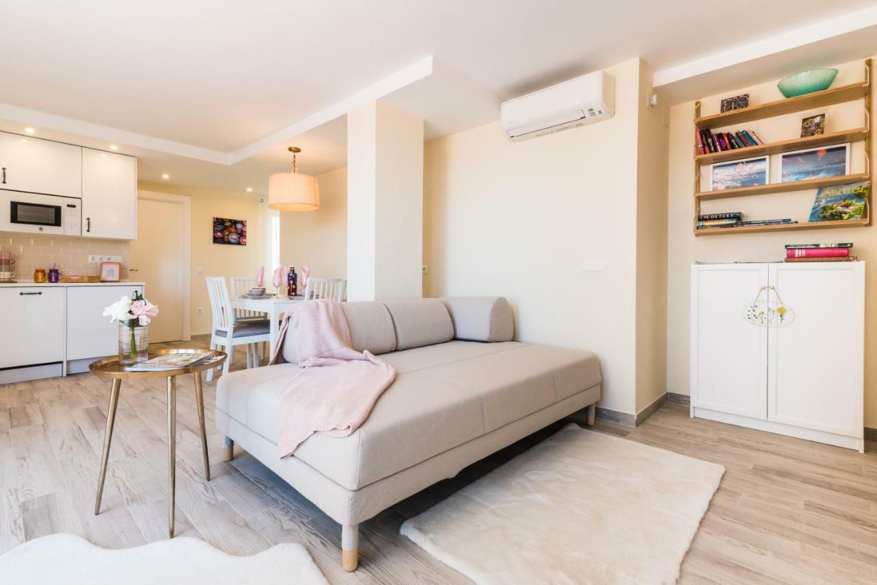 Malaga Centre Apartment With Parking Esterno foto