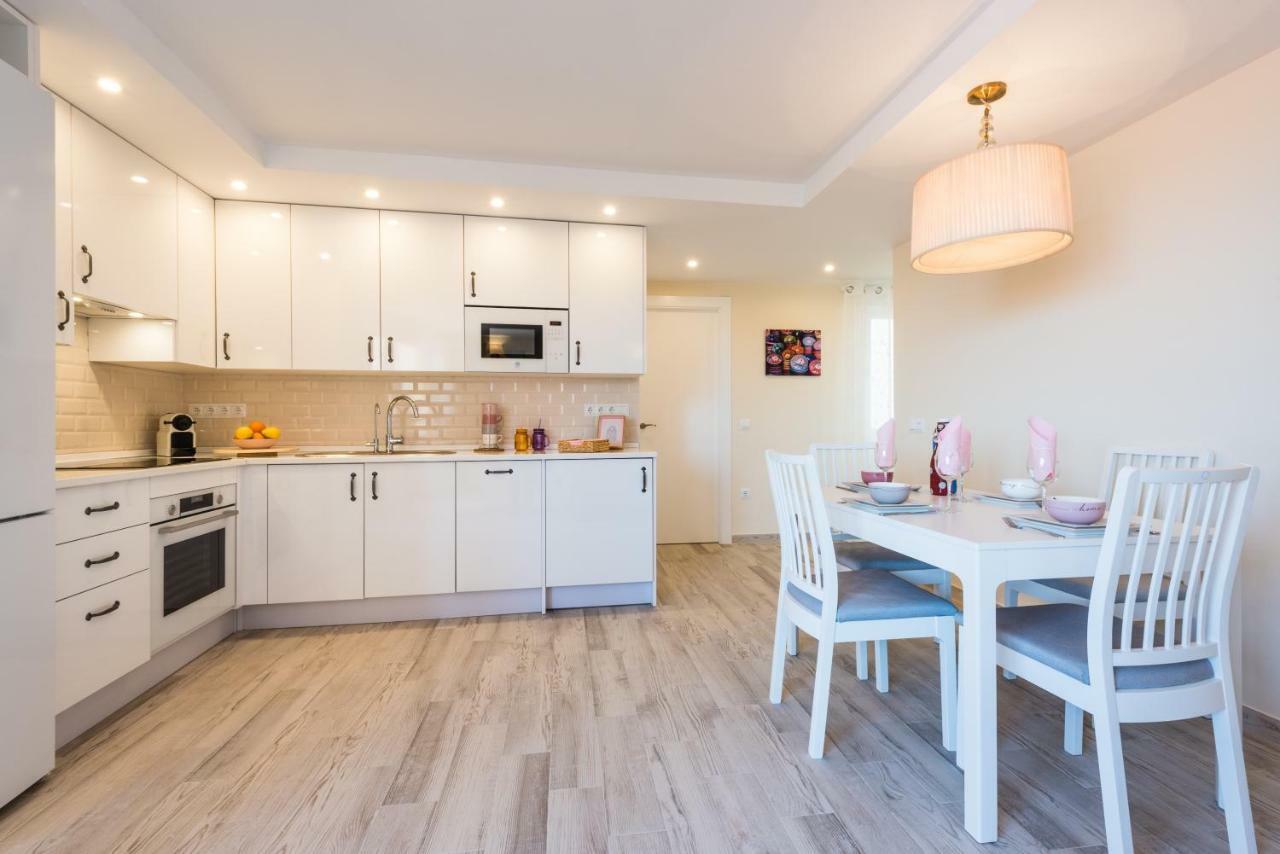 Malaga Centre Apartment With Parking Esterno foto