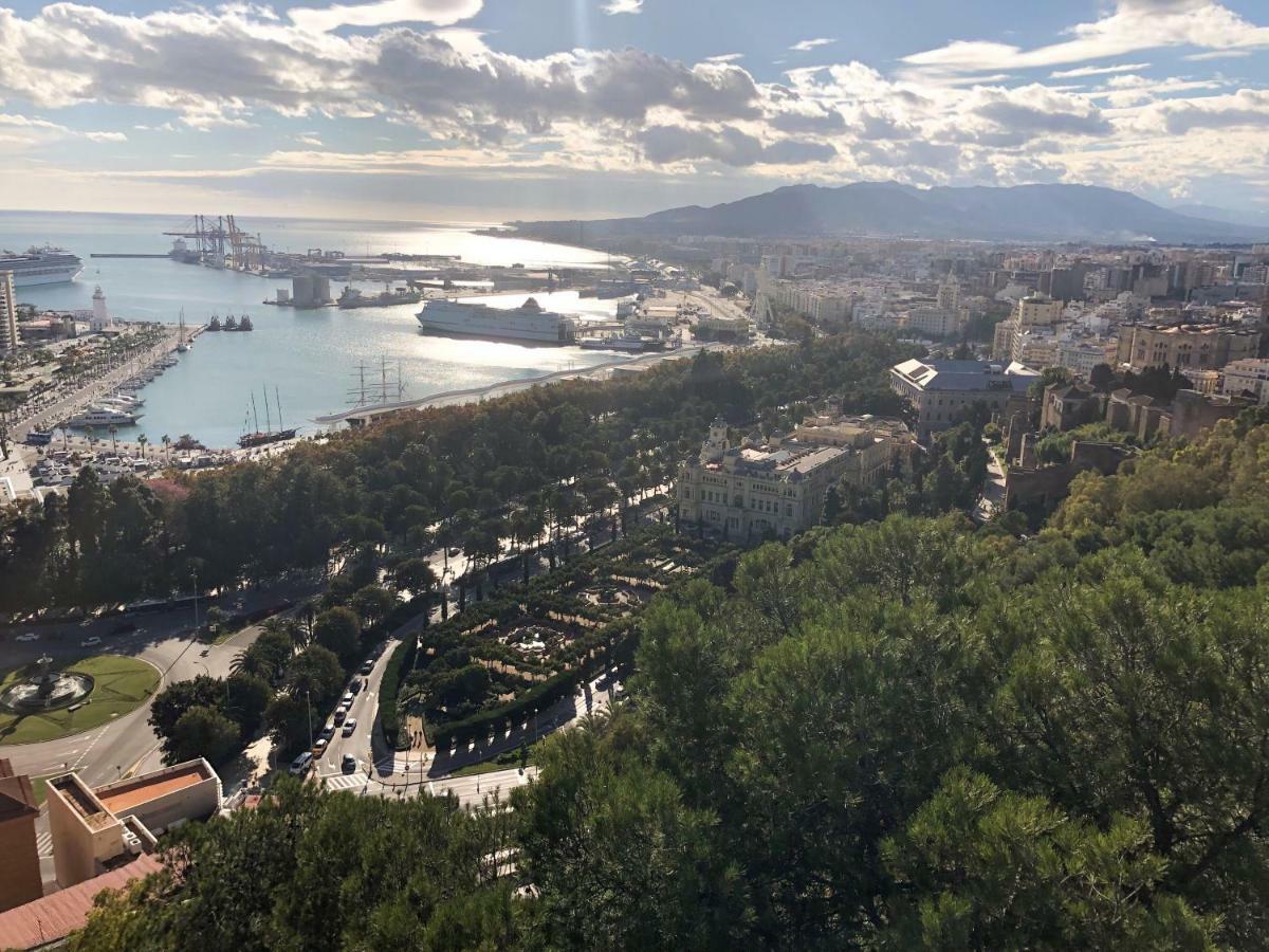 Malaga Centre Apartment With Parking Esterno foto